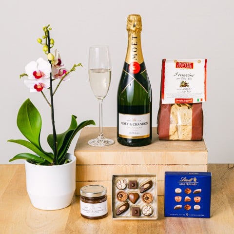Floral Prestige: Orchid and Champagne Floral Prestige: Orchid and Champagne