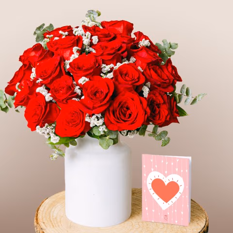 Embrace of Love: 20 Red Roses Embrace of Love: 20 Red Roses