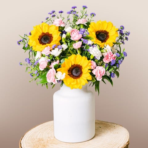 Vibrant Sunset: Sunflowers and Limoniums Vibrant Sunset: Sunflowers and Limoniums