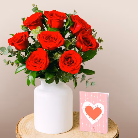 Vibrant Blooms: Red Roses Vibrant Blooms: Red Roses